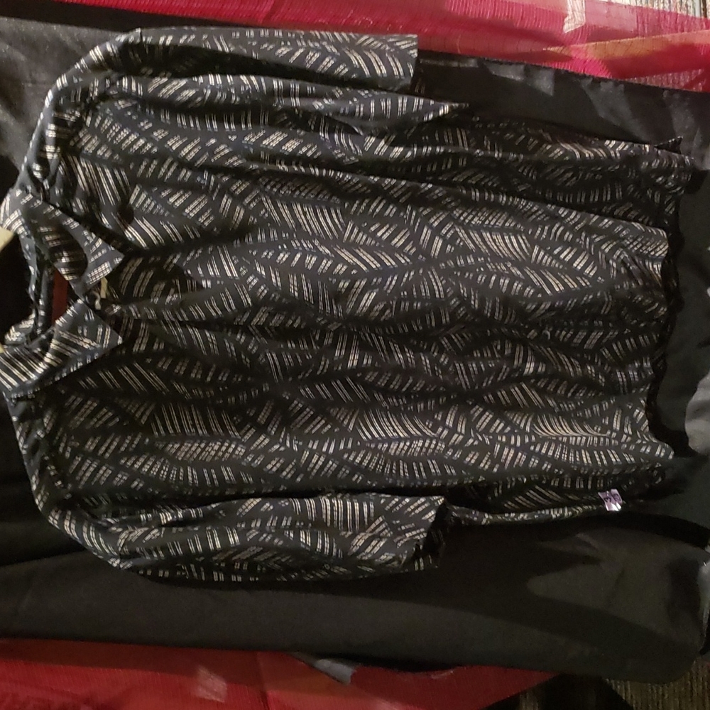 Mens 100% silk Axis Dress shirt Size M